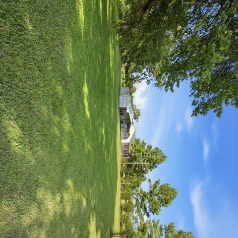 2696 Russellville Road, Quinton, OK 74561