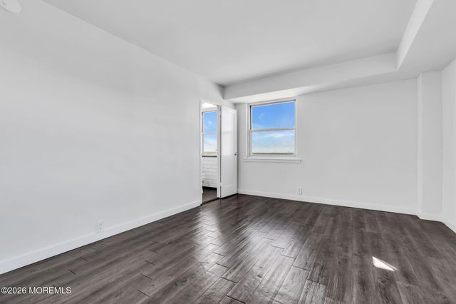 10 Ocean Boulevard 10E, Atlantic Highlands, NJ 07716