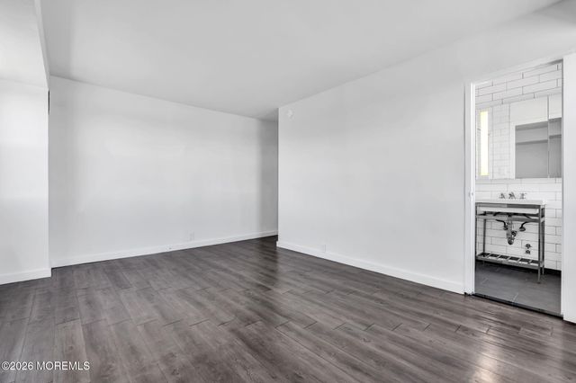 10 Ocean Boulevard 10E, Atlantic Highlands, NJ 07716