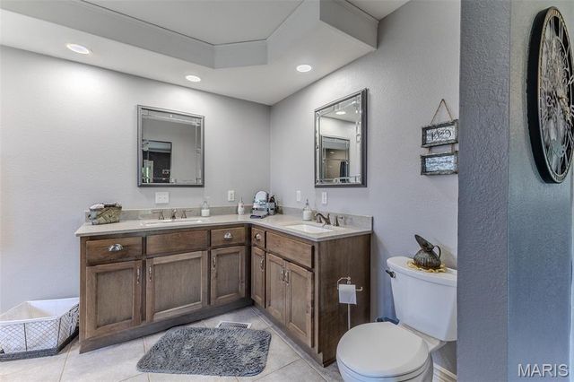 31201 Osborn Drive, Lebanon, MO 65536