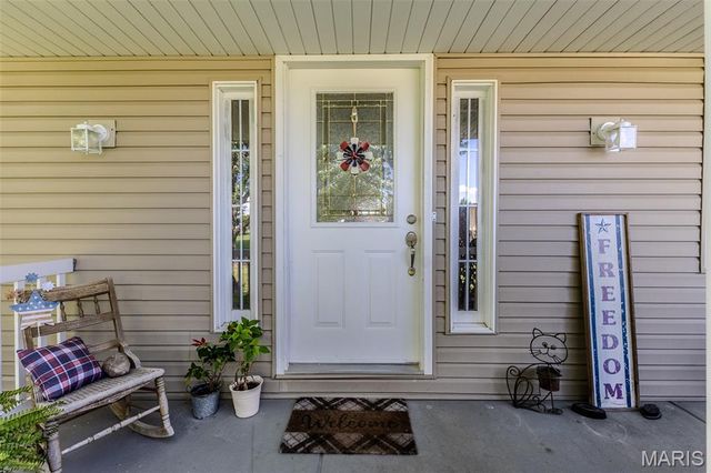 31201 Osborn Drive, Lebanon, MO 65536