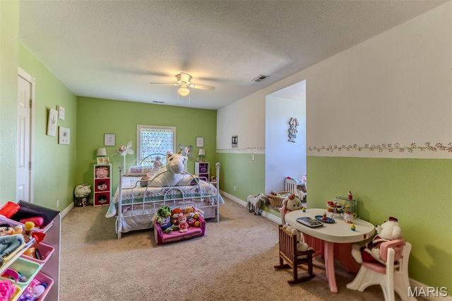 31201 Osborn Drive, Lebanon, MO 65536