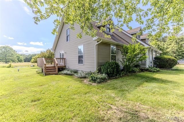 31201 Osborn Drive, Lebanon, MO 65536