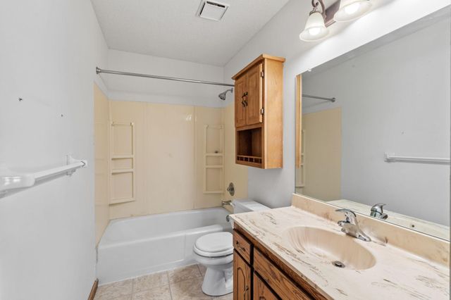 3501 84th Circle N, Brooklyn Park, MN 55443