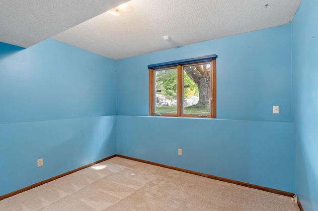 3501 84th Circle N, Brooklyn Park, MN 55443