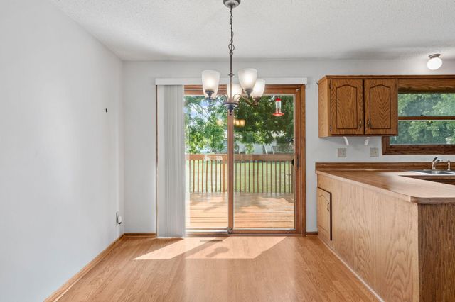 3501 84th Circle N, Brooklyn Park, MN 55443