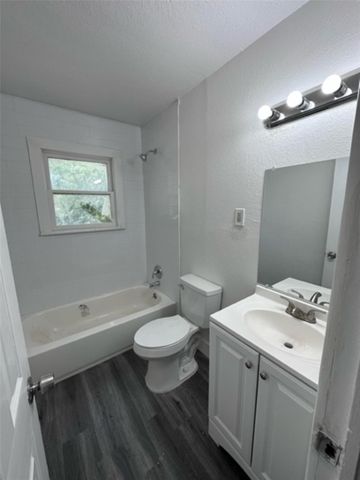 706 E Acheson Road, Denison, TX 75021