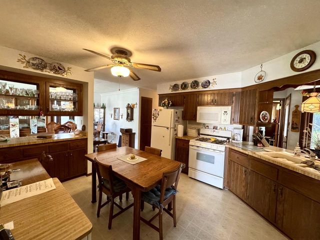 4425 89th STREET, Kenosha, WI 53142