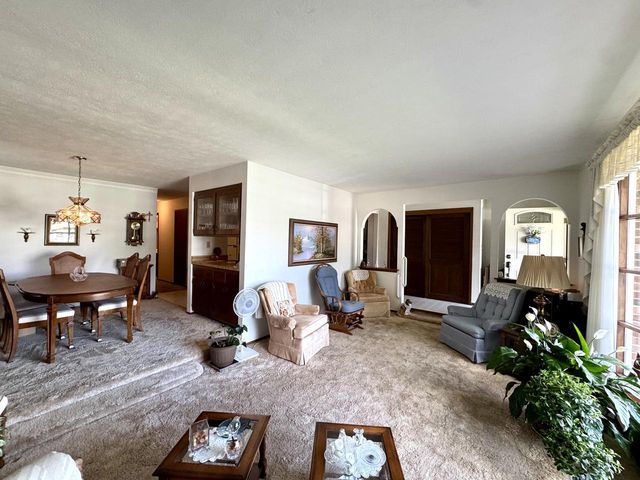 4425 89th STREET, Kenosha, WI 53142