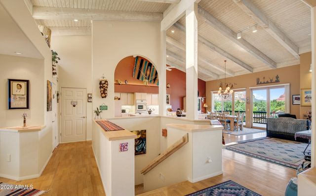 221 Lookout Drive, Sedona, AZ 86351