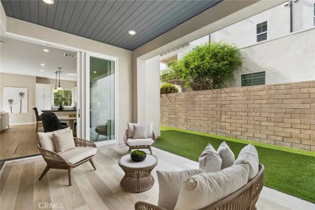 107 Spiral, Irvine, CA 92618
