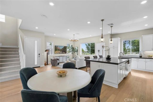 107 Spiral, Irvine, CA 92618