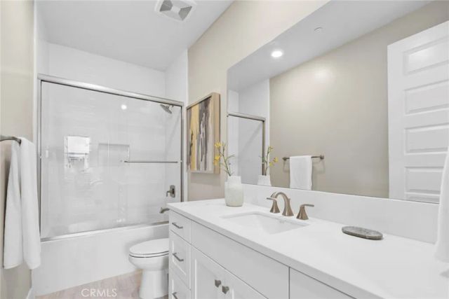 107 Spiral, Irvine, CA 92618