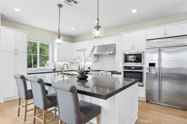 107 Spiral, Irvine, CA 92618