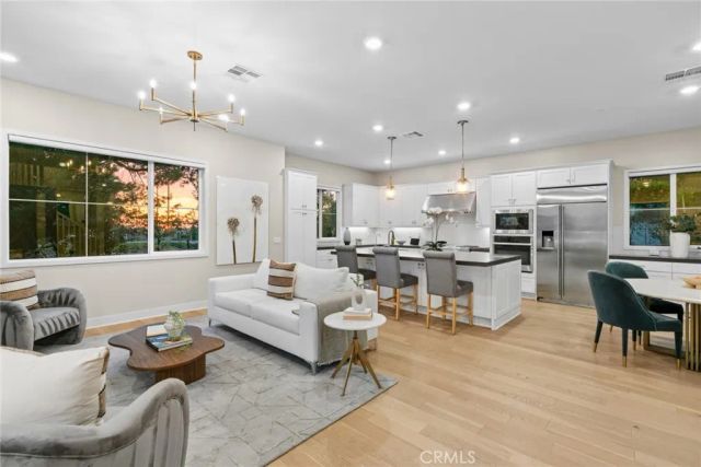 107 Spiral, Irvine, CA 92618