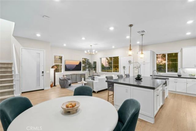 107 Spiral, Irvine, CA 92618