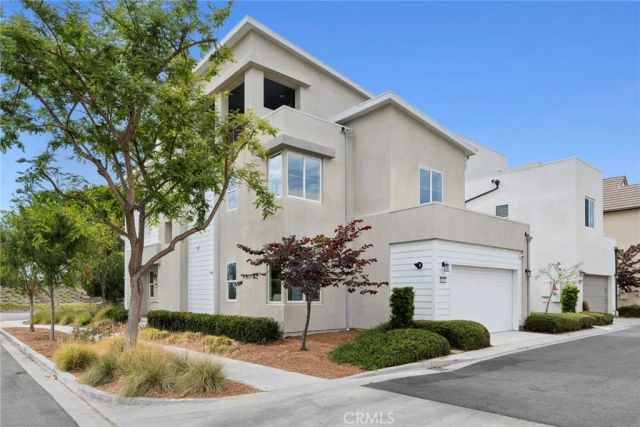 107 Spiral, Irvine, CA 92618