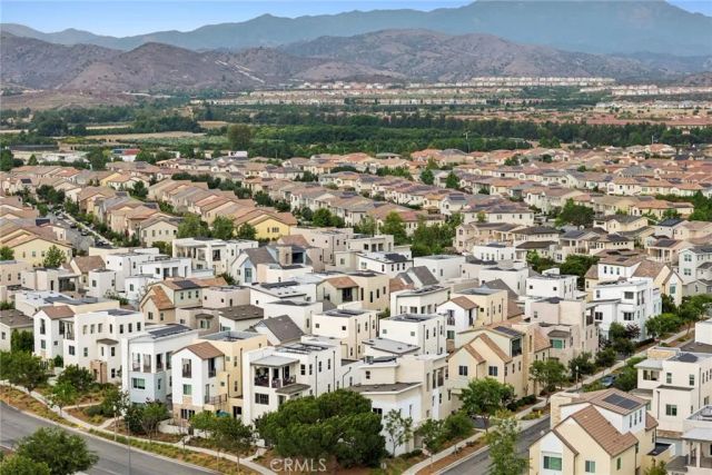 107 Spiral, Irvine, CA 92618