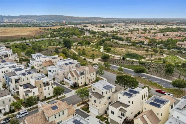 107 Spiral, Irvine, CA 92618