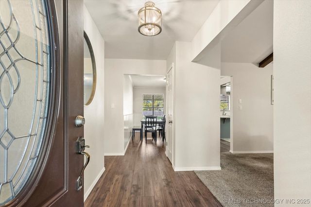 9997 E Palm Tree Road, Claremore, OK 74019