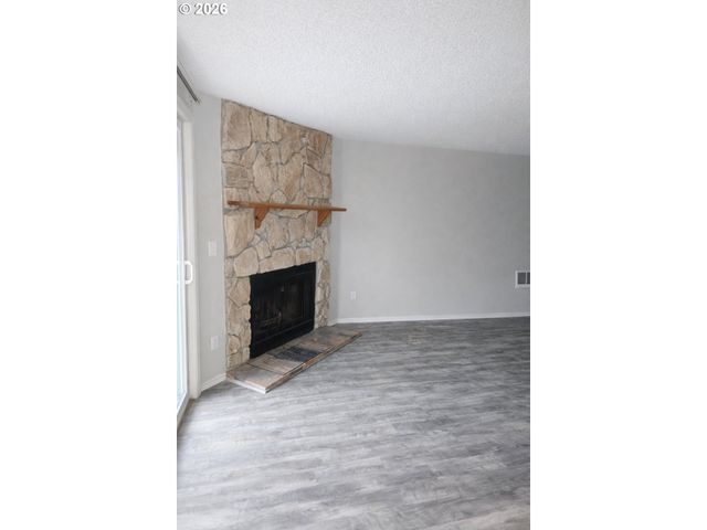 8506 Sw MOHAWK St, Tualatin, OR 97062