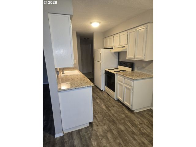 8506 Sw MOHAWK St, Tualatin, OR 97062