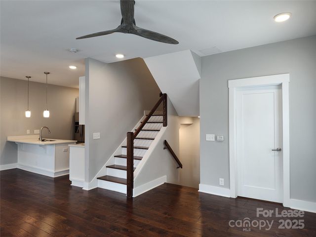 1506 Peridoe Point Lane, Charlotte, NC 28206