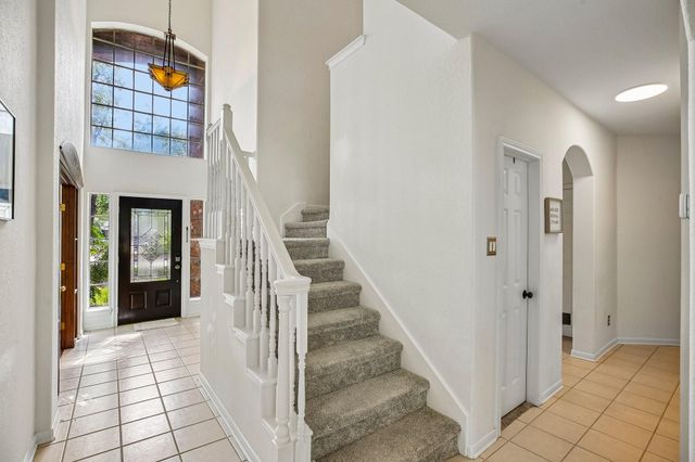 14 Guinevere Place, The Woodlands, TX 77384