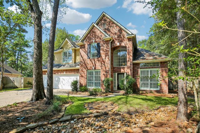 14 Guinevere Place, The Woodlands, TX 77384