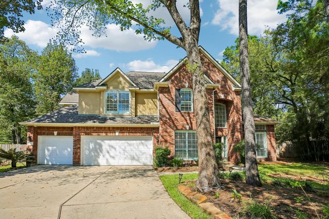 14 Guinevere Place, The Woodlands, TX 77384