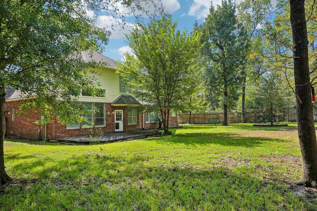 14 Guinevere Place, The Woodlands, TX 77384