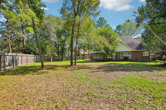 14 Guinevere Place, The Woodlands, TX 77384