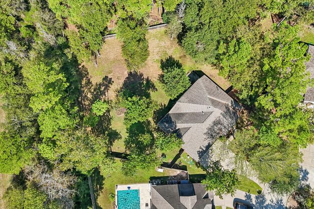 14 Guinevere Place, The Woodlands, TX 77384