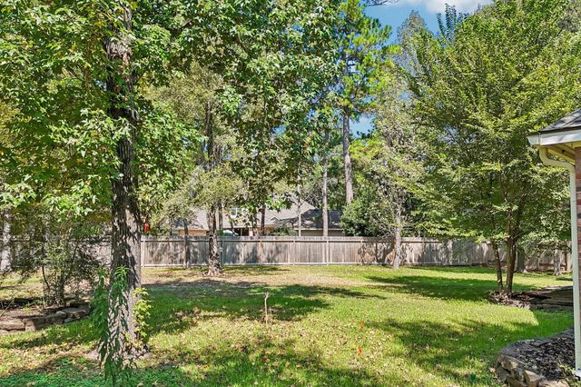 14 Guinevere Place, The Woodlands, TX 77384