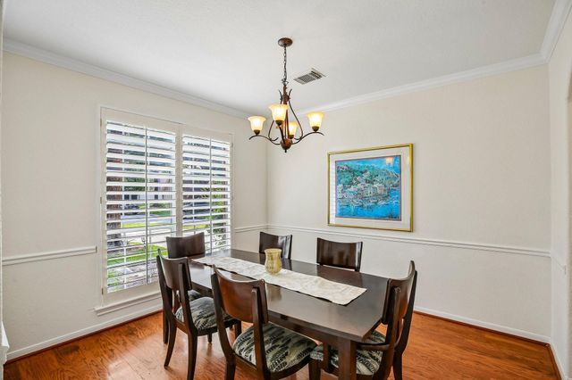14 Guinevere Place, The Woodlands, TX 77384