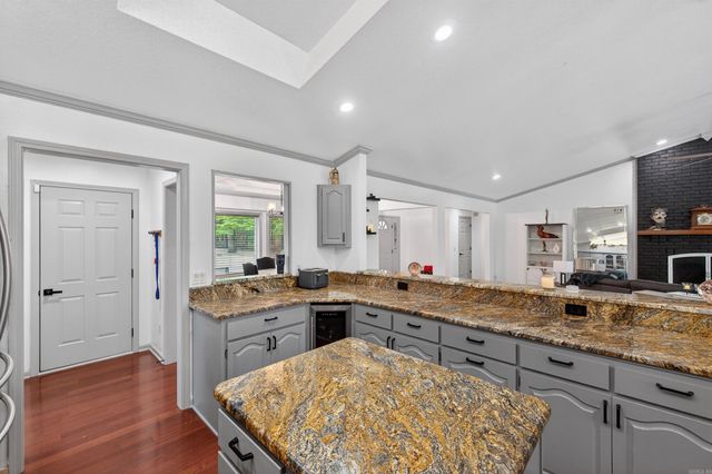 9 Redondo Lane, Hot Springs Village, AR 71909