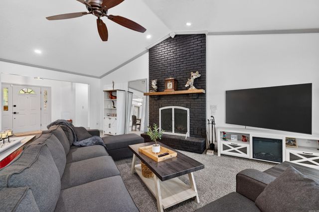 9 Redondo Lane, Hot Springs Village, AR 71909