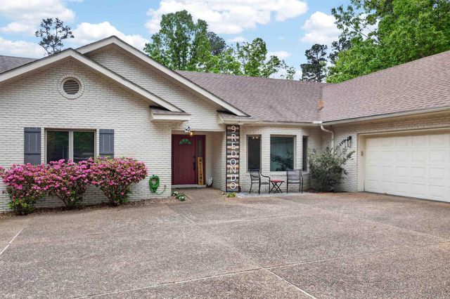 9 Redondo Lane, Hot Springs Village, AR 71909
