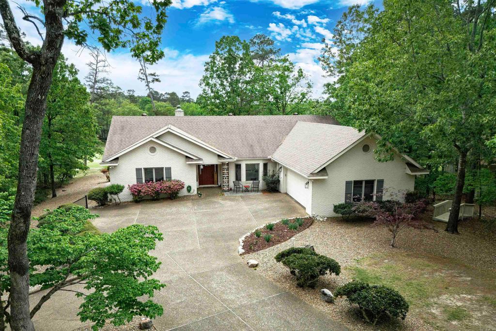 9 Redondo Lane, Hot Springs Village, AR 71909