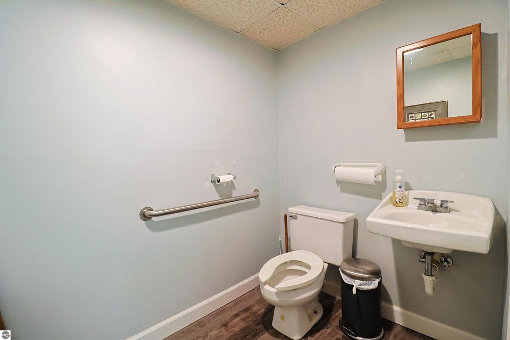 Image 13 of property listing at 115 S Franklin, Mt Pleasant, MI 48858