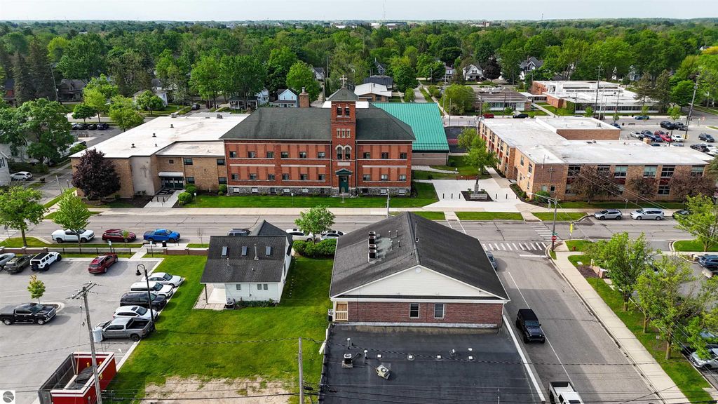 Image 26 of property listing at 115 S Franklin, Mt Pleasant, MI 48858