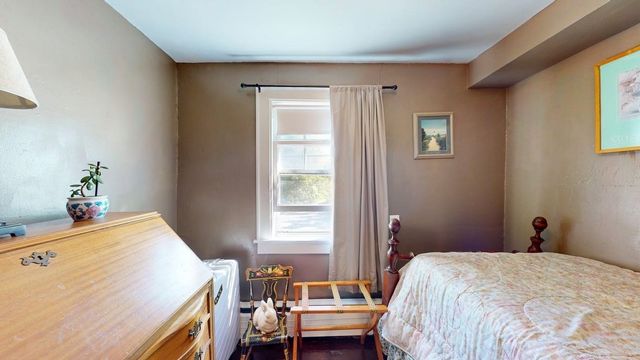 30 South Street, Middlebury, VT 05753