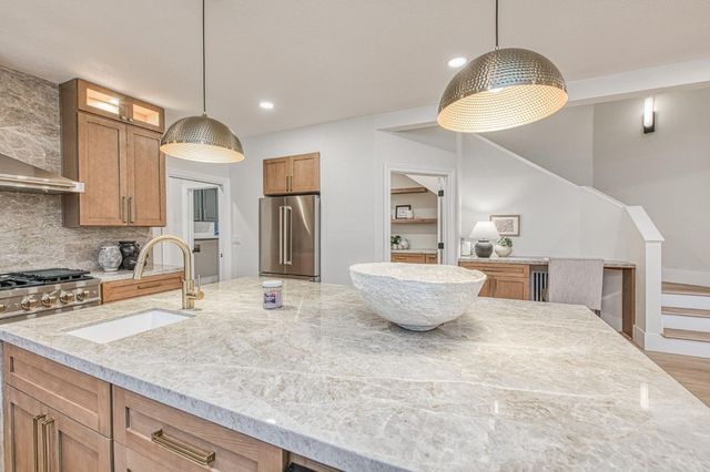 9381 N Woodmont Drive, Fresno, CA 93720