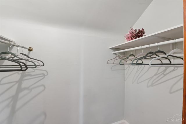 1005 Parkside Place, Cincinnati, OH 45202