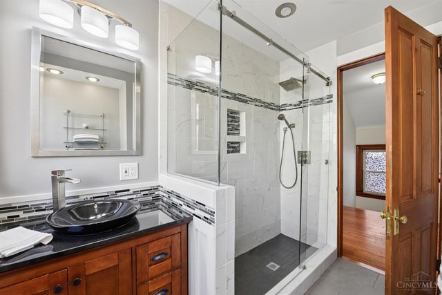 1005 Parkside Place, Cincinnati, OH 45202