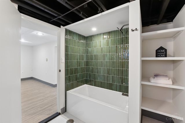 1005 Parkside Place, Cincinnati, OH 45202