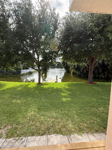 1417 Willow Road, West Palm Beach, FL 33406