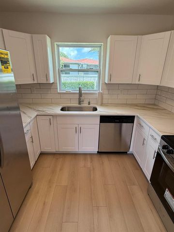 1417 Willow Road, West Palm Beach, FL 33406