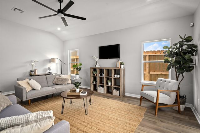 14307 Laredo Street, Houston, TX 77015