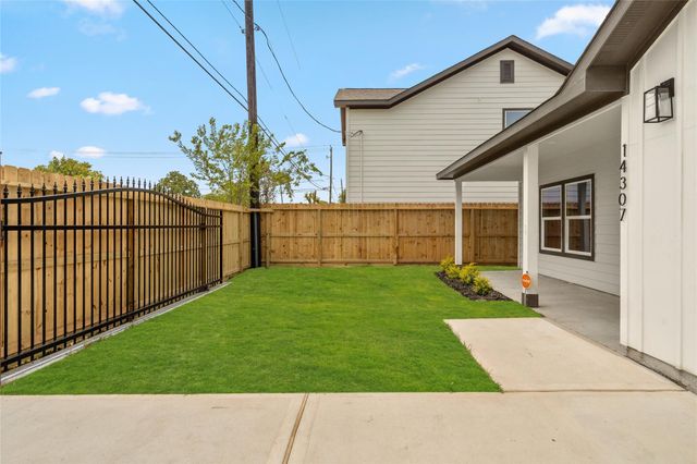 14307 Laredo Street, Houston, TX 77015